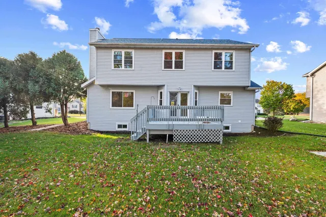 $540,000 | 205 East Verleen Avenue, Waunakee, WI 53597