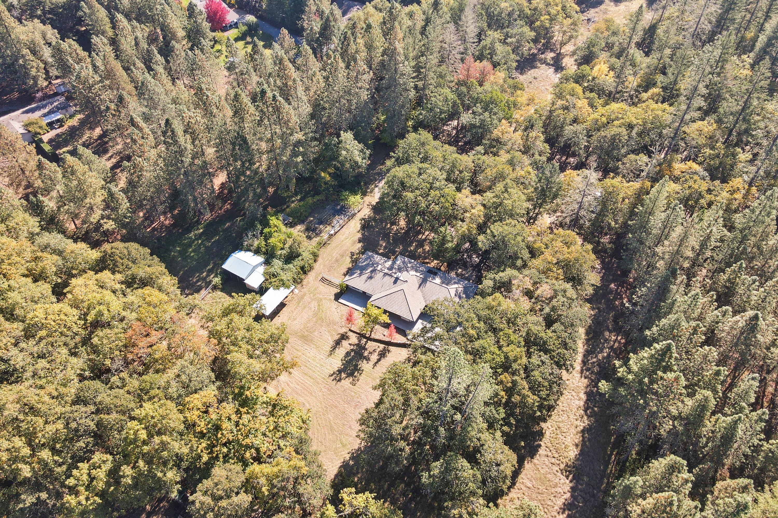1080 Ferry Road Grants Pass, OR 97526 - Photo 36 of 60 05-DJI_0595