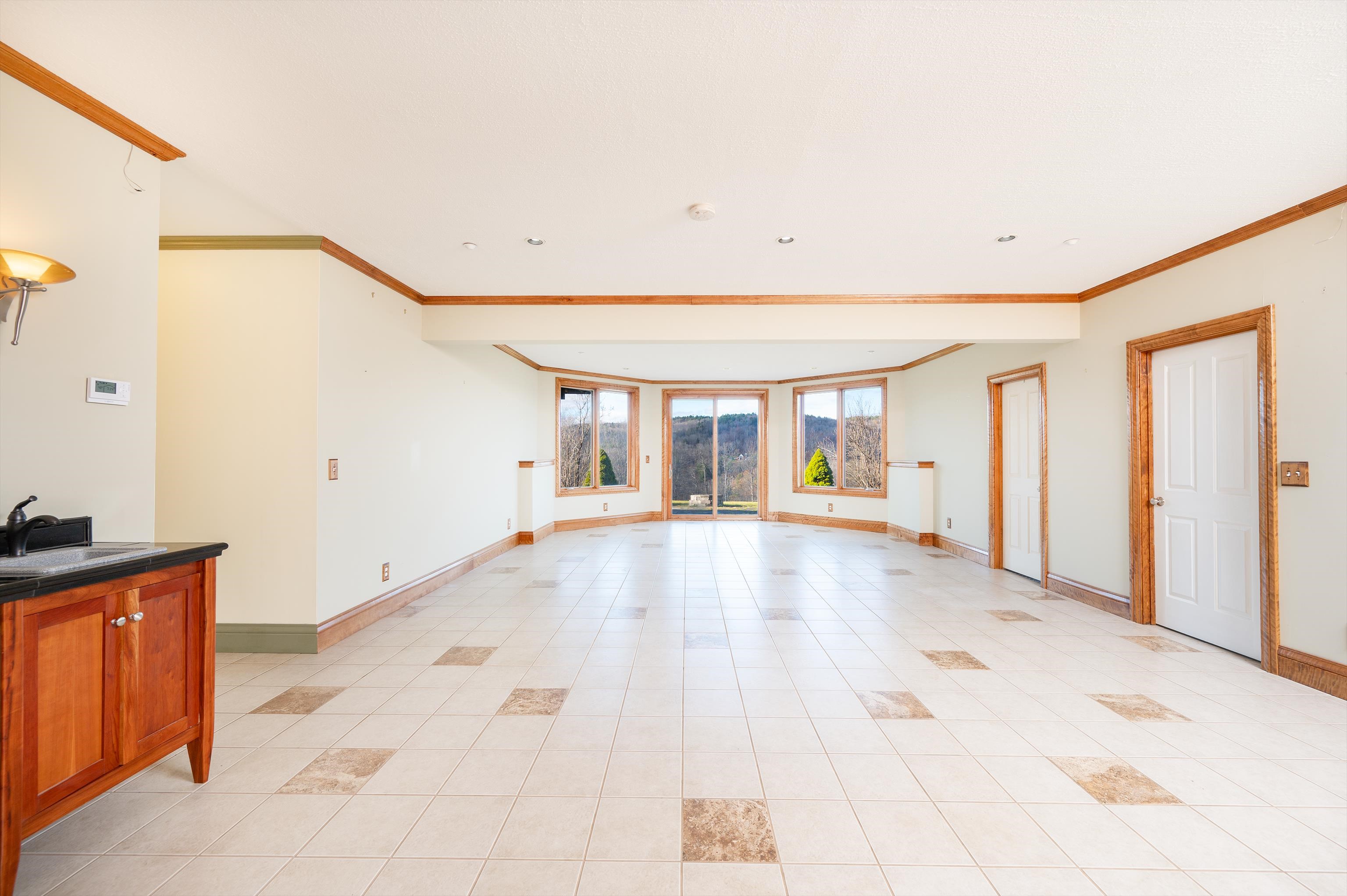 411 Wood Road Hartford, VT 05059 - Photo 40 of 60
