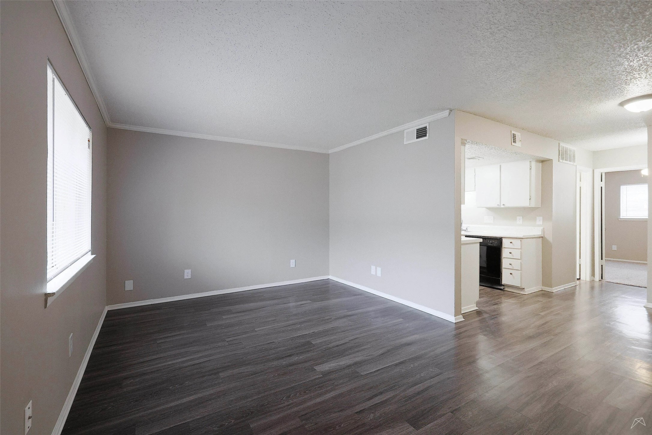 8100 North Mopac Expressway, Unit 10248 Austin, TX 78759 - Photo 5 of 23 Up to $2,600 in Free Rent + $99 app and admin!
Up to 150% locator commission!