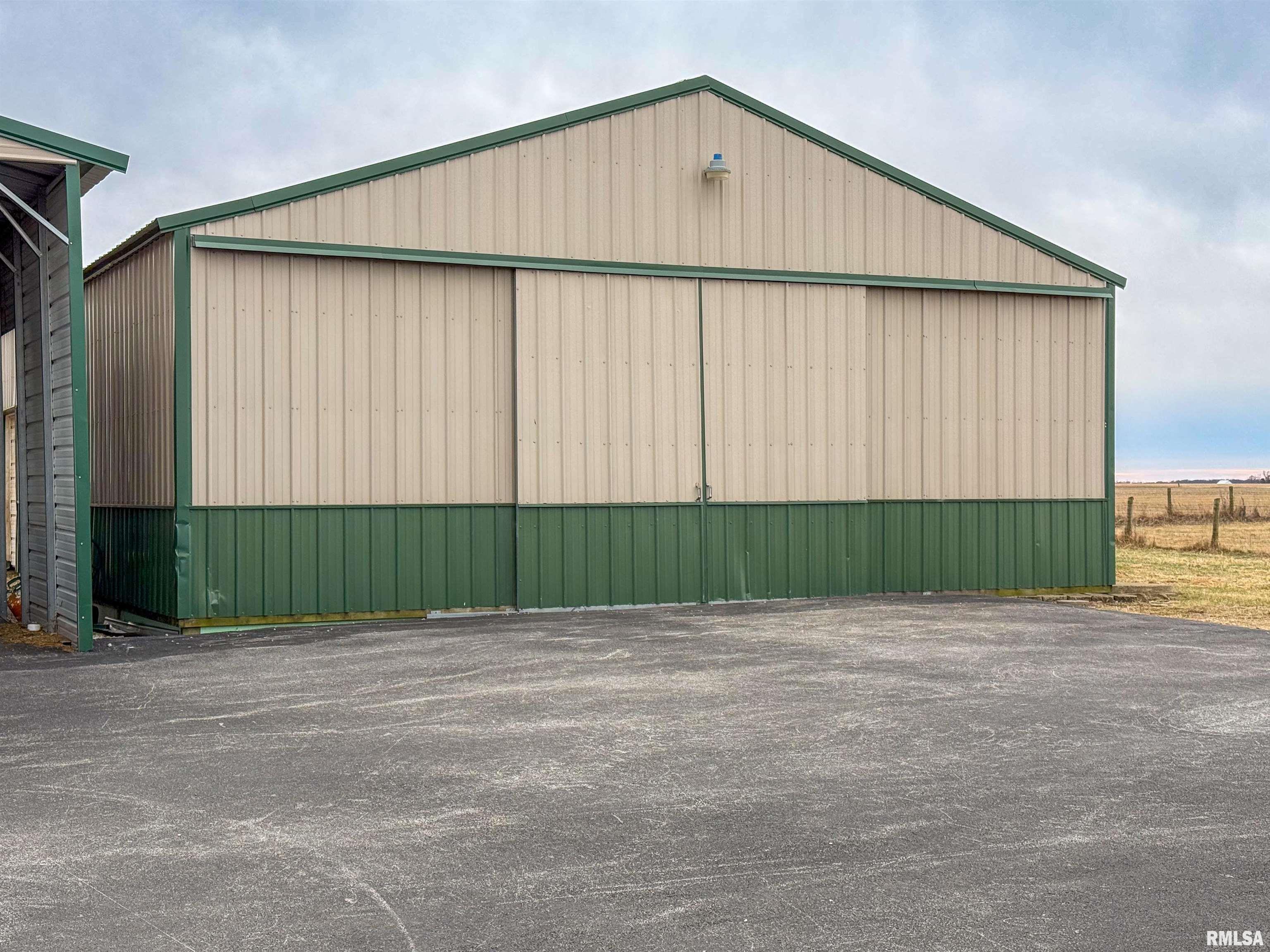 1857 State Highway 94 Reynolds, IL 61279 - Photo 4 of 20