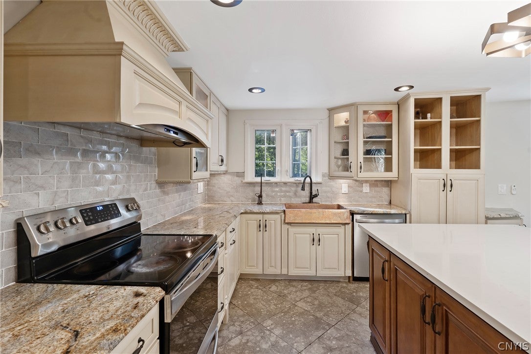 109 Old Powder Mill Road Fayetteville, NY 13066 - Photo 18 of 47 Gallery Image 18