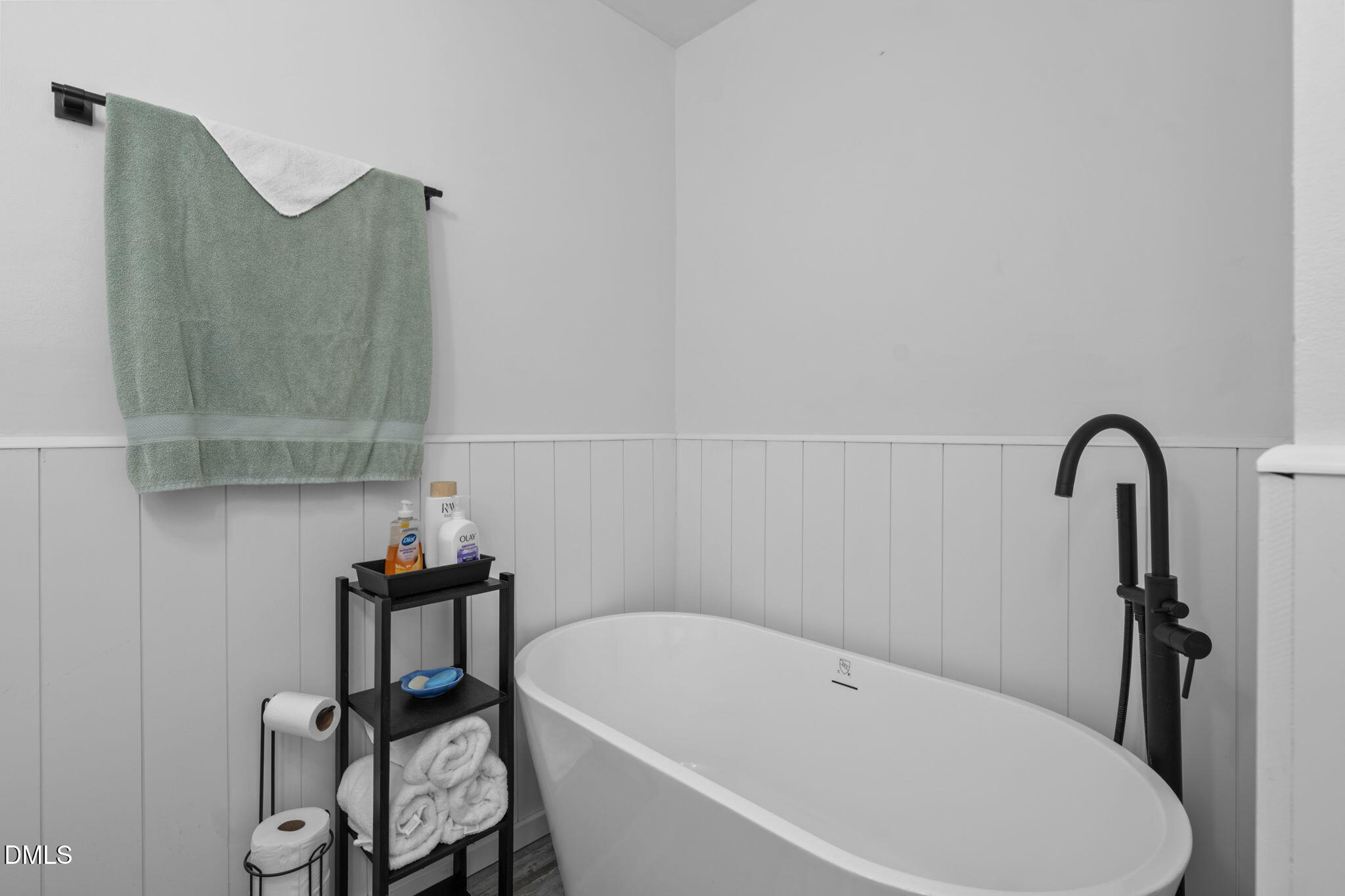3920 Maplefield Drive Raleigh, NC 27613 - Photo 23 of 43 23-web-or-mls-untitled-19