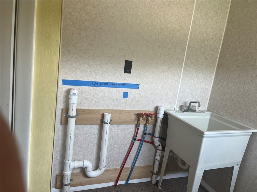 451-457 Joffre Cherry Valley Road Burgettstown, PA 15021 - Photo 17 of 46 a workspace with furniture and wooden floor