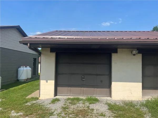 $220,000 | 451-457 Joffre Cherry Valley Road, Burgettstown, PA 15021