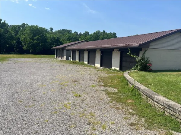 $220,000 | 451-457 Joffre Cherry Valley Road, Burgettstown, PA 15021