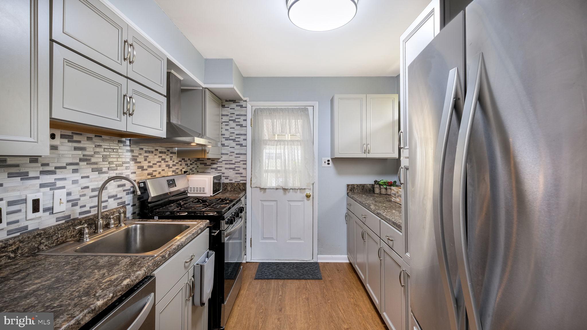 739 Cypress Road Warminster, PA 18974 - Photo 13 of 38 Gallery Image 13
