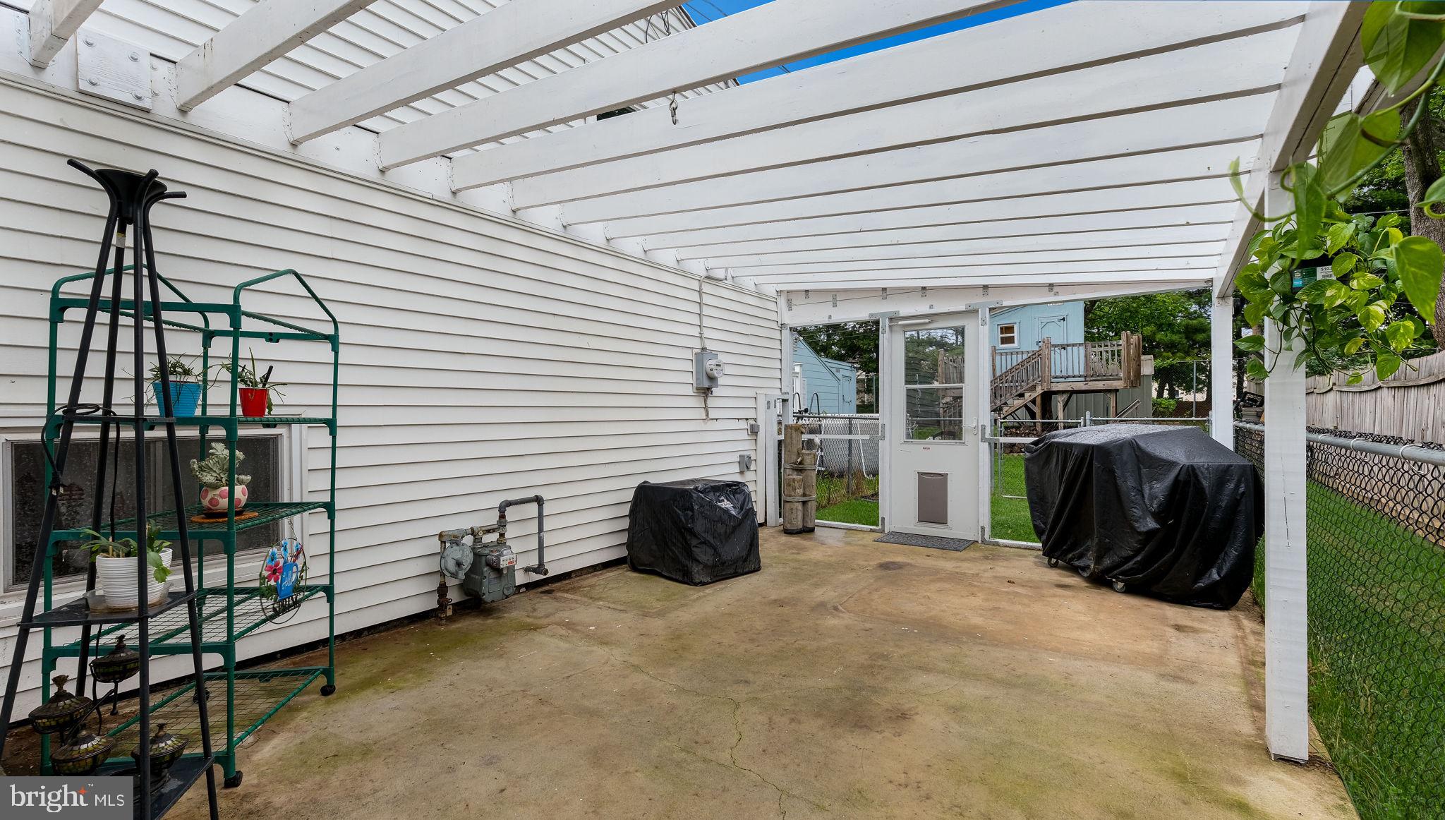 739 Cypress Road Warminster, PA 18974 - Photo 17 of 38 Gallery Image 17