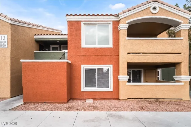 $1,595 | 8101 West Flamingo Road, Unit 1090, Las Vegas, NV 89147