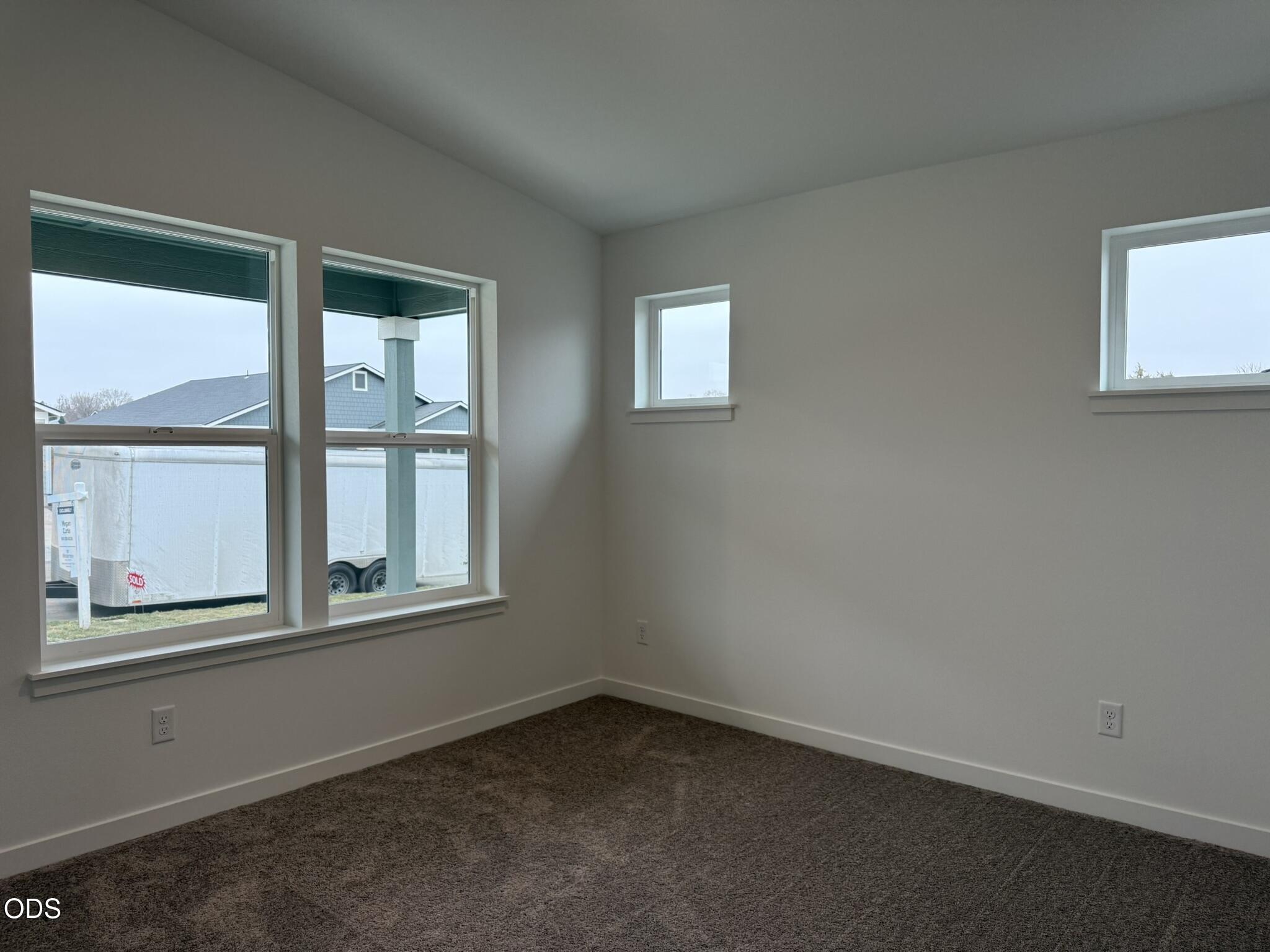 680 Northeast Rickenbacker Road, Unit 141 Madras, OR 97741 - Photo 9 of 14