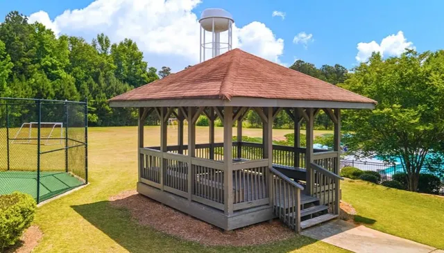 a view of an outdoor space and a yard