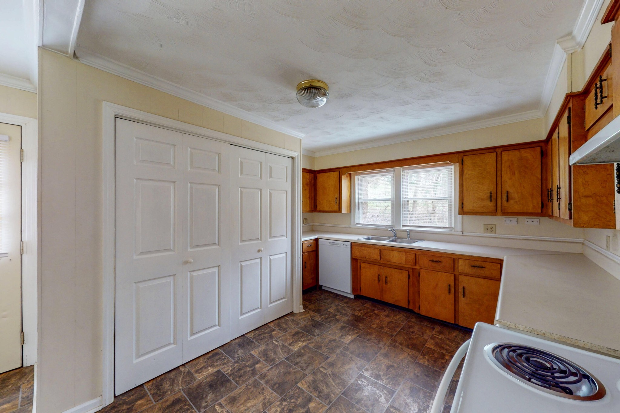 4986 Spring Place Road Southeast Cleveland, TN 37323 - Photo 11 of 46 Gallery Image 11