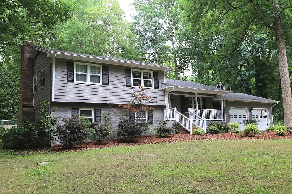 6004 Spring Valley Drive Raleigh, NC 27616 - Photo 3 of 25 Exterior Front