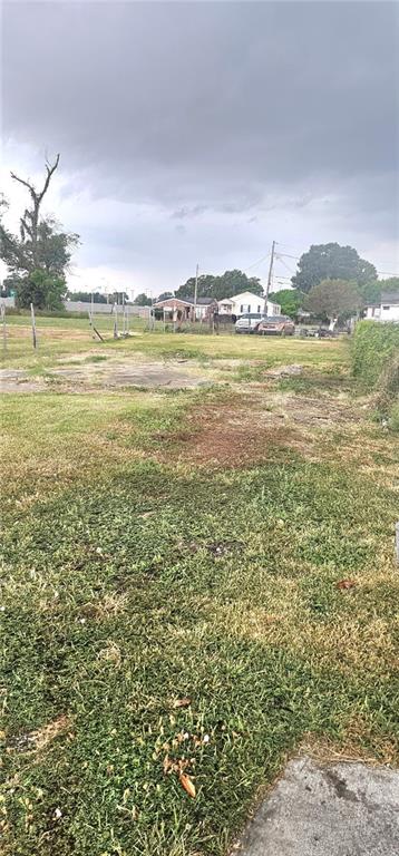 3015 Albany Street - View 3