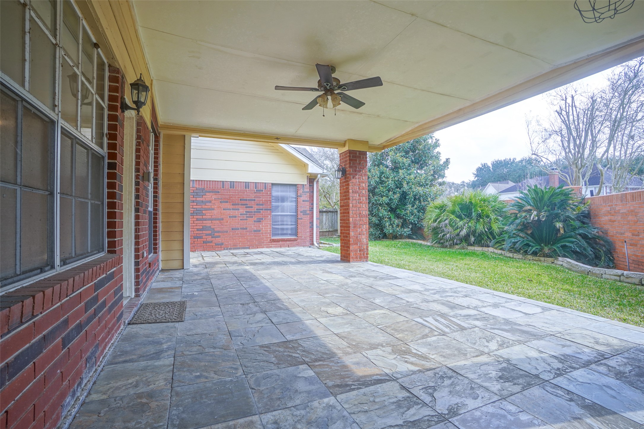 5602 Whisper Ridge Drive Sugar Land, TX 77479 - Photo 2 of 50