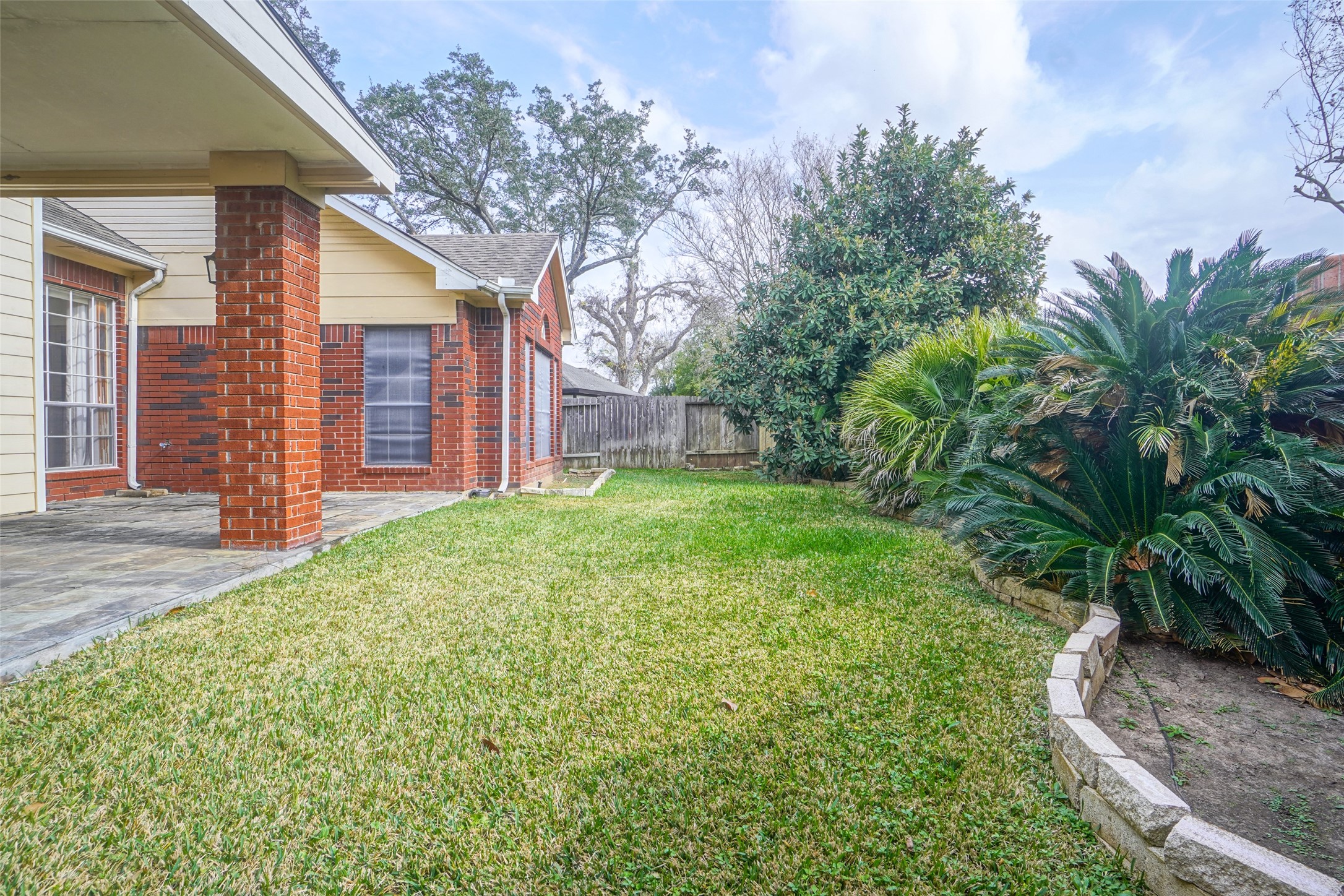 5602 Whisper Ridge Drive Sugar Land, TX 77479 - Photo 4 of 50