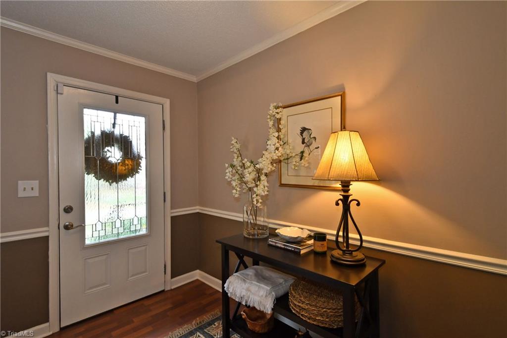 420 Drumheller Road Clemmons, NC 27012 - Photo 3 of 27 Gallery Image 3