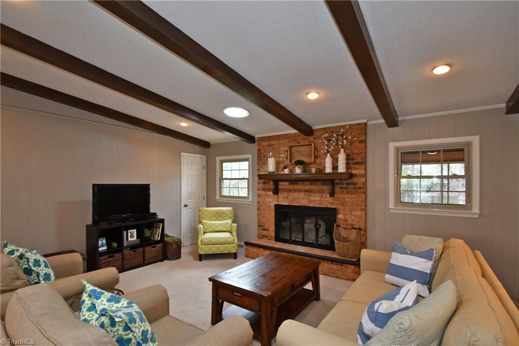 420 Drumheller Road Clemmons, NC 27012 - Photo 4 of 27 Gallery Image 4