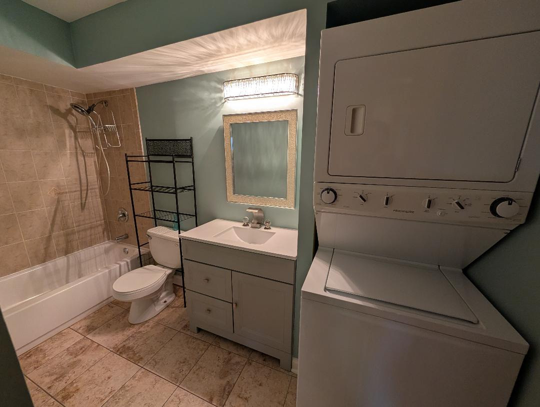 6348 Washington Street, Unit 2B Chicago Ridge, IL 60415 - Photo 7 of 12
