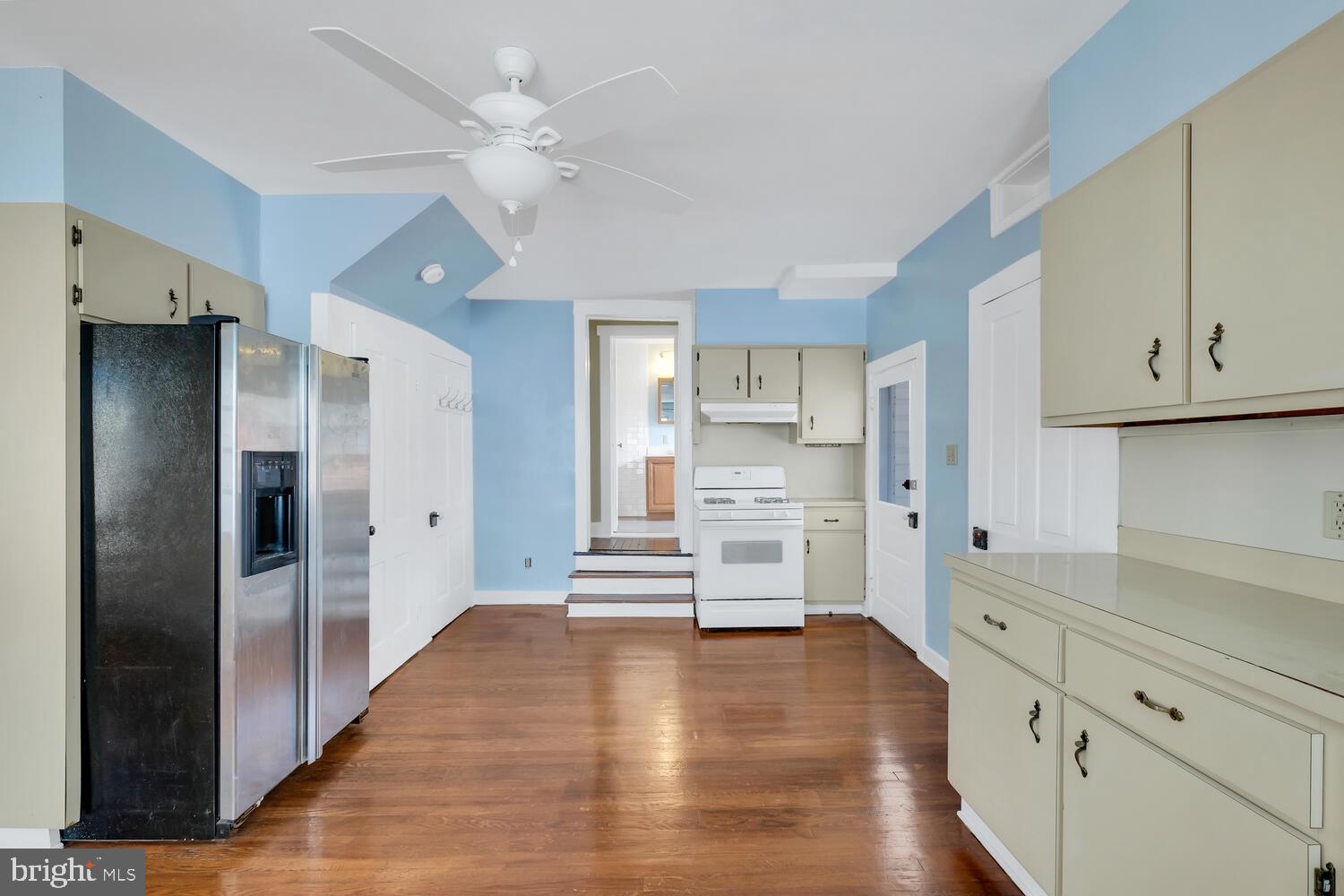 5955 Conover Road Taneytown, MD 21787 - Photo 9 of 47 Kitchen