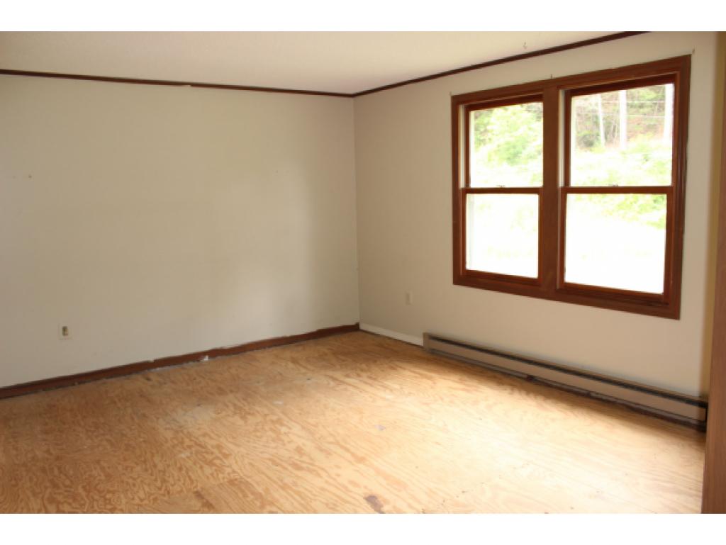 1098 West River Road Brattleboro, VT 05301 - Photo 5 of 12