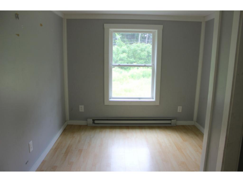 1098 West River Road Brattleboro, VT 05301 - Photo 9 of 12