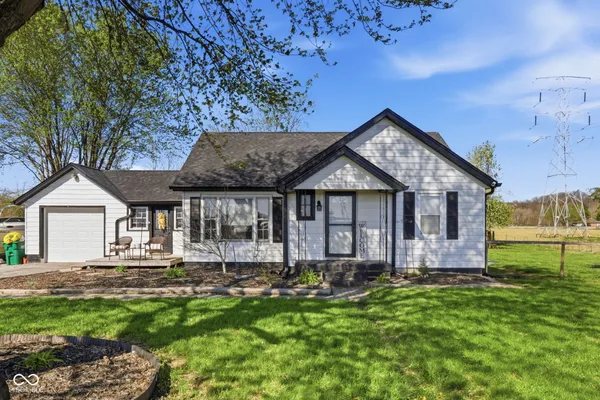 $299,999 | 5825 Blue Bluff Road, Martinsville, IN 46151