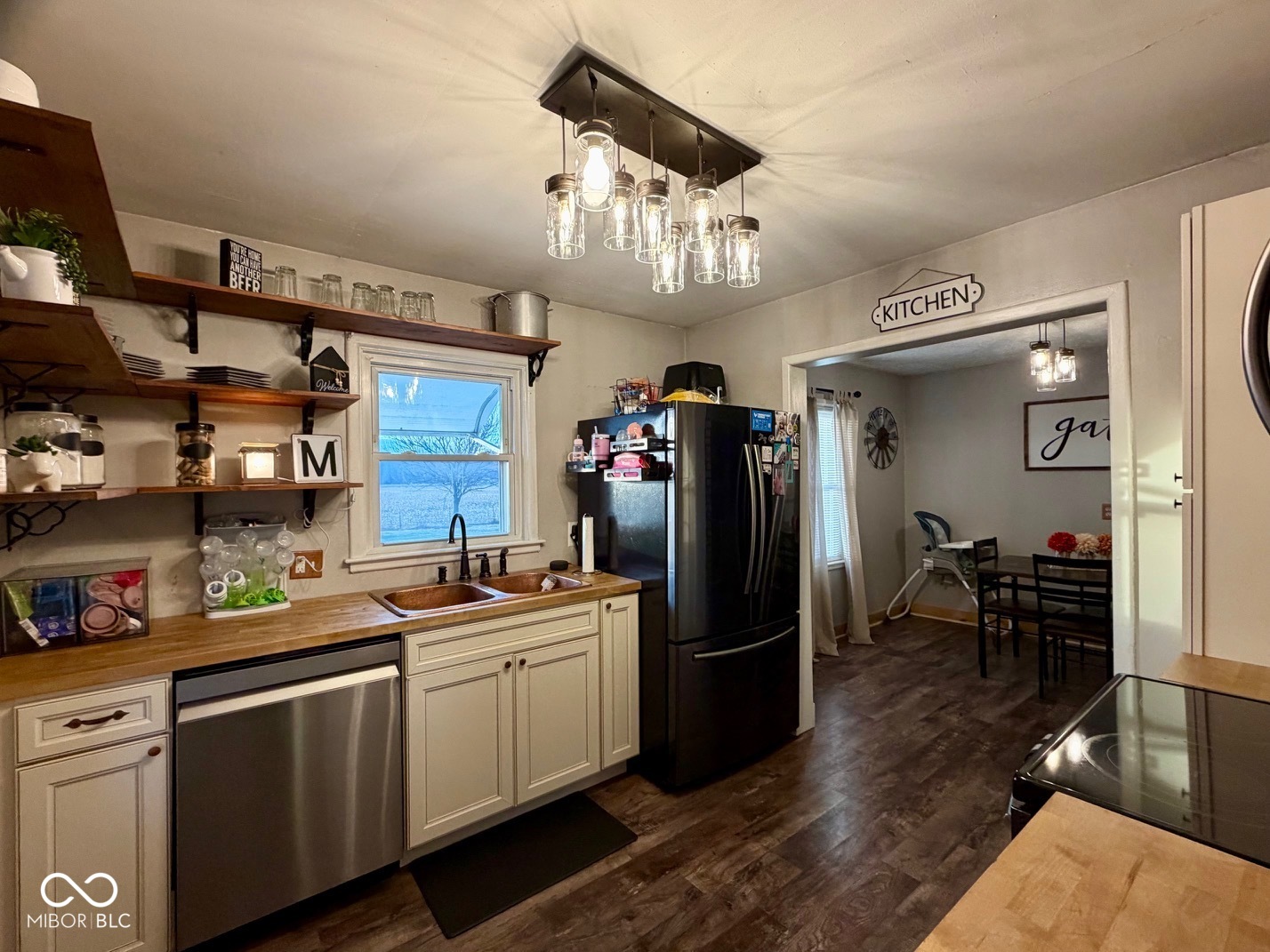 5825 Blue Bluff Road Martinsville, IN 46151 - Photo 6 of 47