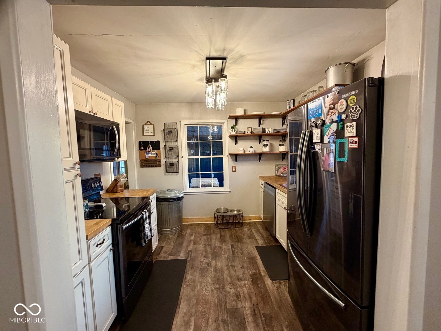 5825 Blue Bluff Road Martinsville, IN 46151 - Photo 8 of 47