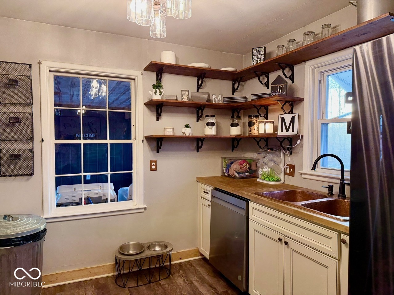 5825 Blue Bluff Road Martinsville, IN 46151 - Photo 10 of 47