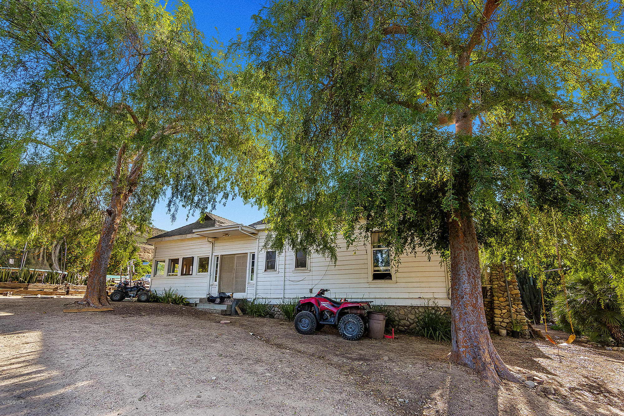 1073 East Telegraph Road Fillmore, CA 93015 - Photo 14 of 24 396