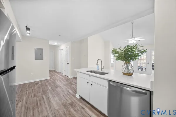 $209,500 | 704 Bristol Village Drive, Unit 301, Midlothian, VA 23114