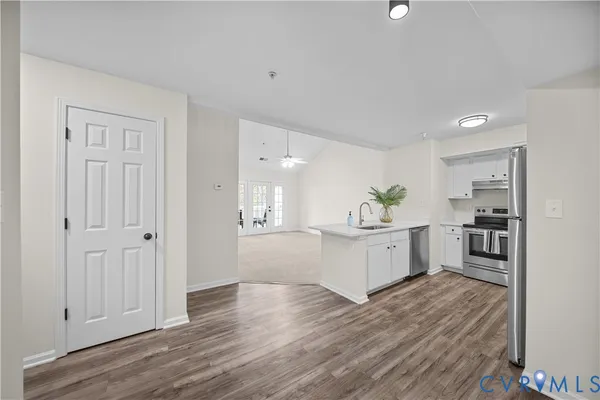 $209,500 | 704 Bristol Village Drive, Unit 301, Midlothian, VA 23114