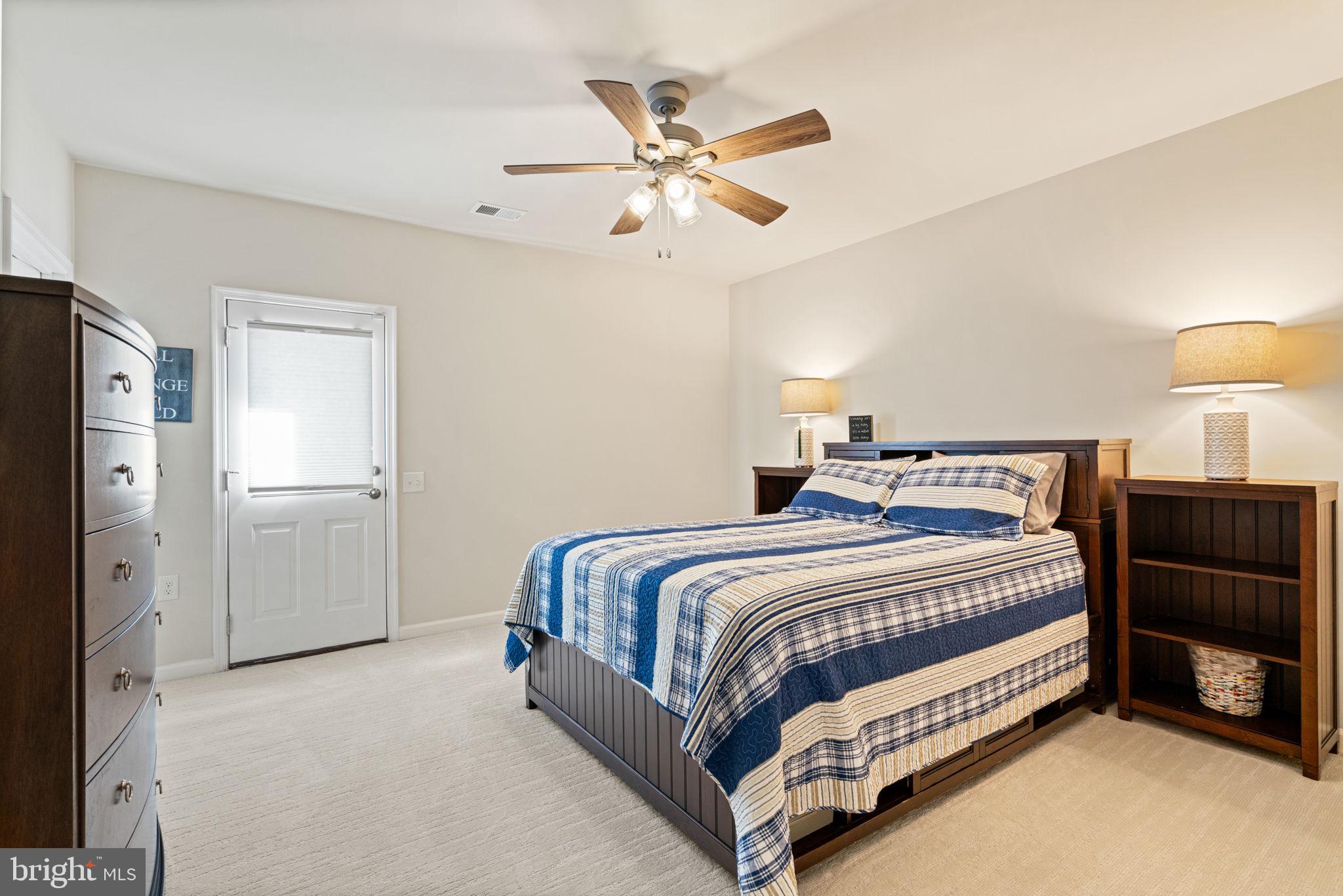 15795 Gardenia Rdg Way Haymarket, VA 20169 - Photo 29 of 63 a bedroom with a bed and closet
