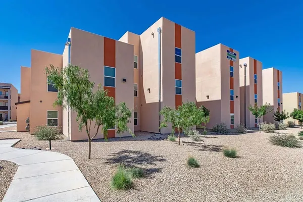 $858 | 11050 Montana Avenue, El Paso, TX 79936
