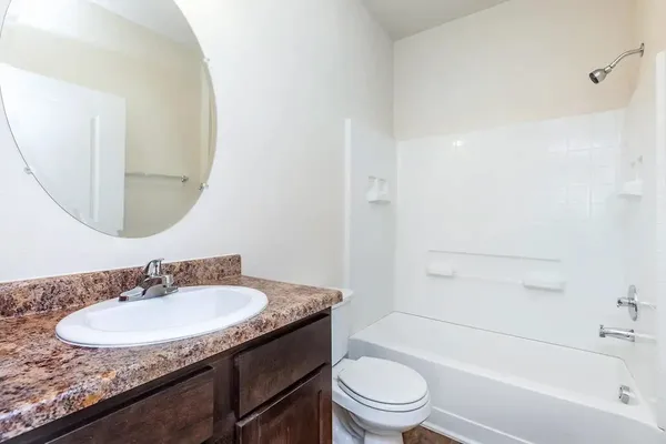 $858 | 11050 Montana Avenue, El Paso, TX 79936