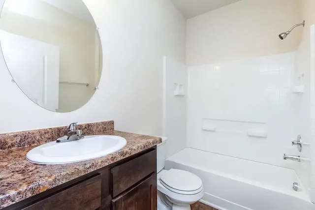 $858 | 11050 Montana Avenue, El Paso, TX 79936