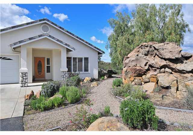 18209 Chablis Road Ramona, CA 92065 - Photo 2 of 25