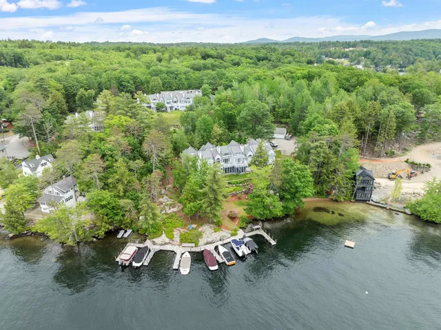 $550,000 | 738 Weirs Boulevard, Unit 34, Laconia, NH 03246