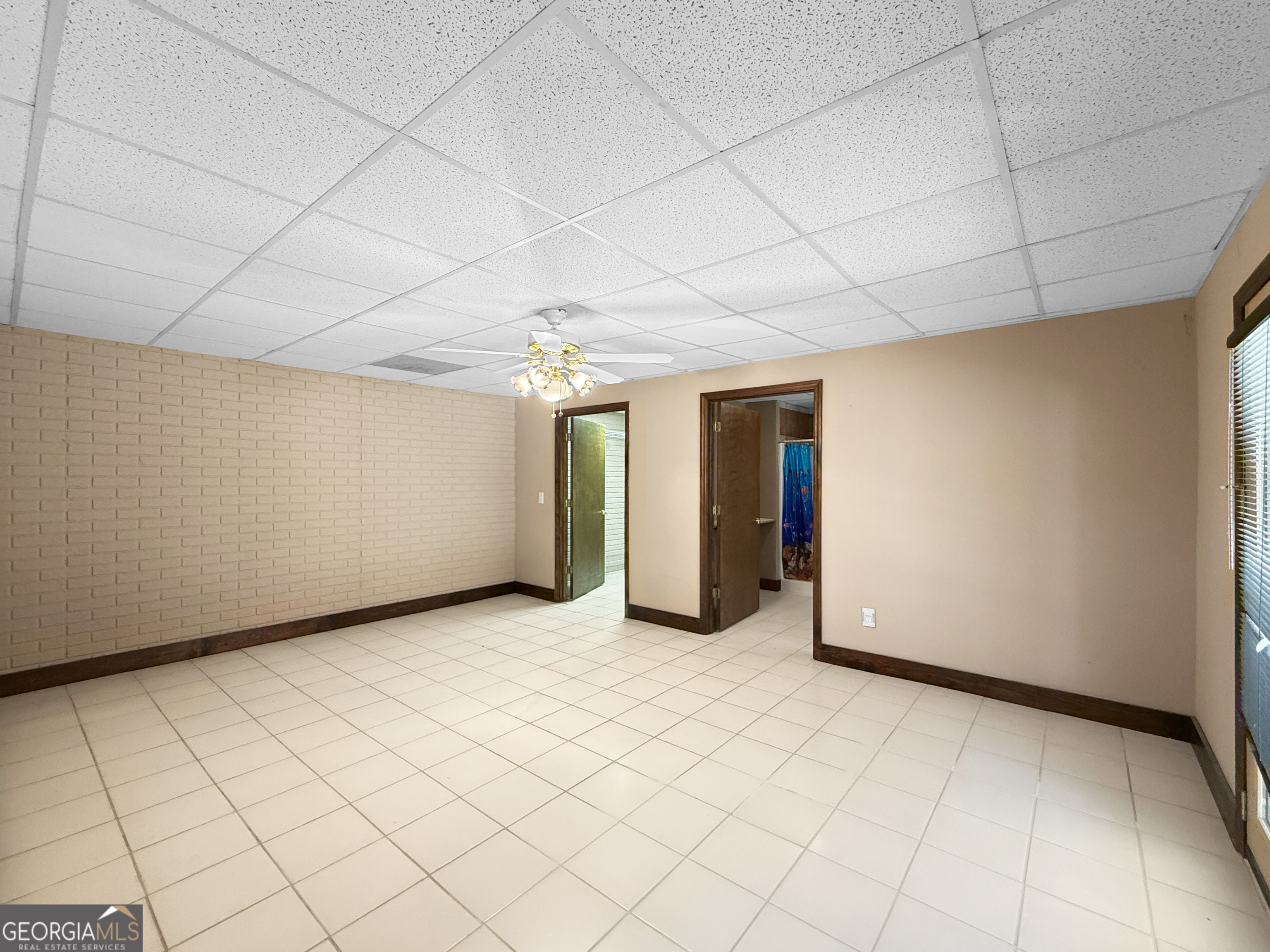 1140 Highway 54 Moreland, GA 30259 - Photo 26 of 39 a view of an empty room