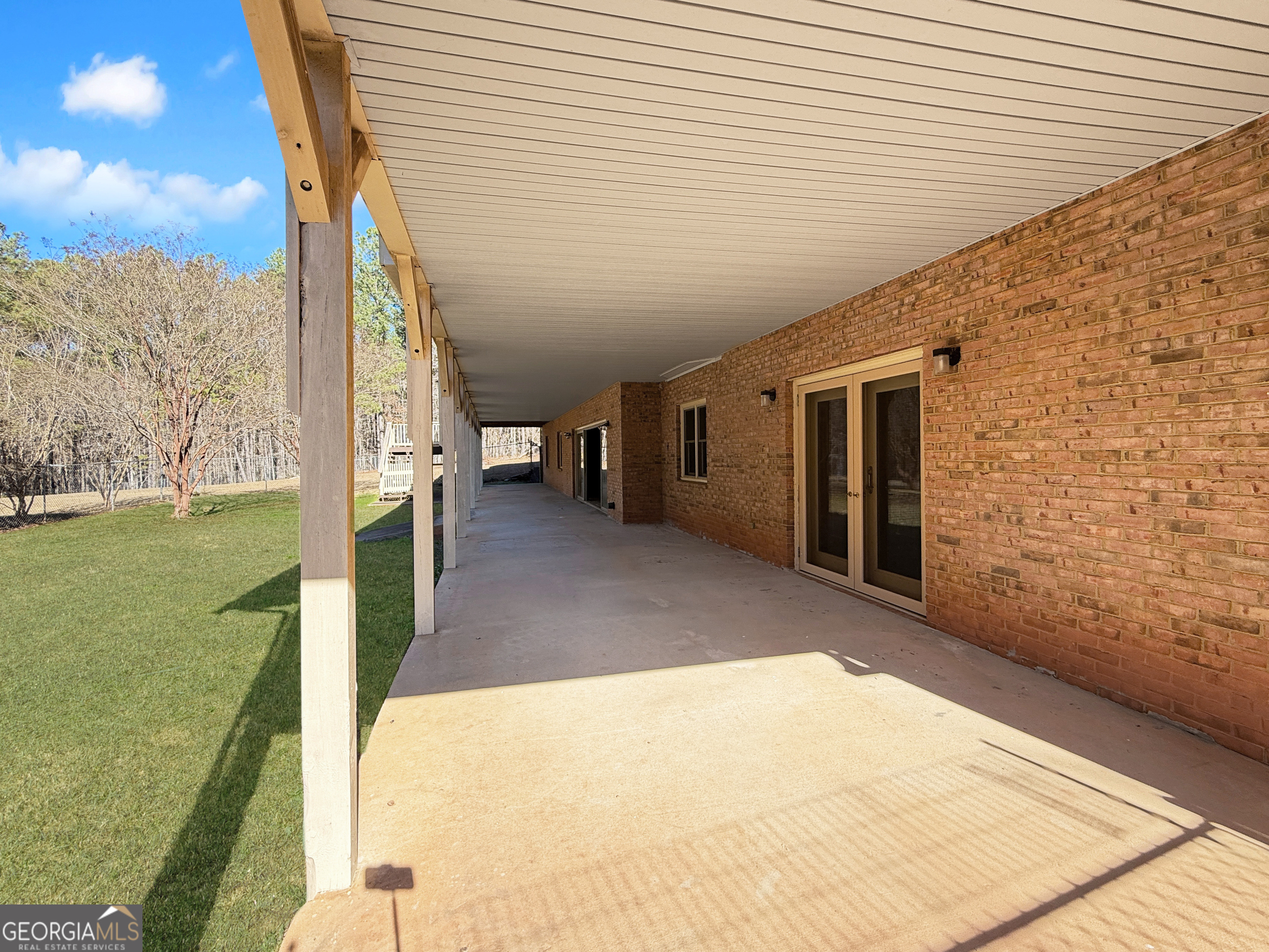 1140 Highway 54 Moreland, GA 30259 - Photo 30 of 39 a view interior of the house