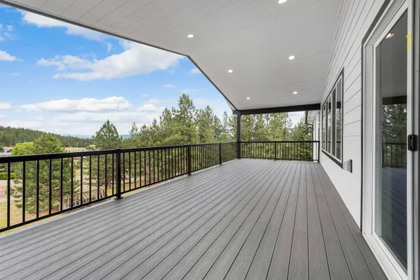 $705,900 | 5114 North Del Rey Drive, Otis Orchards, WA 99027