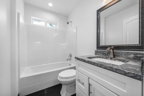 $705,900 | 5114 North Del Rey Drive, Otis Orchards, WA 99027