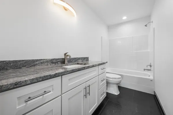 $705,900 | 5114 North Del Rey Drive, Otis Orchards, WA 99027