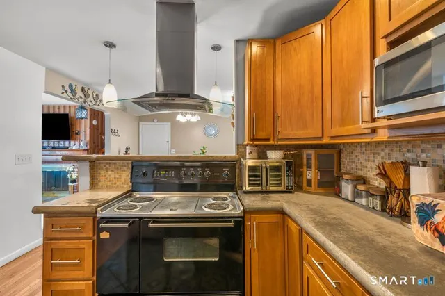 $495,900 | 240 Valley Avenue, Bridgeport, CT 06606