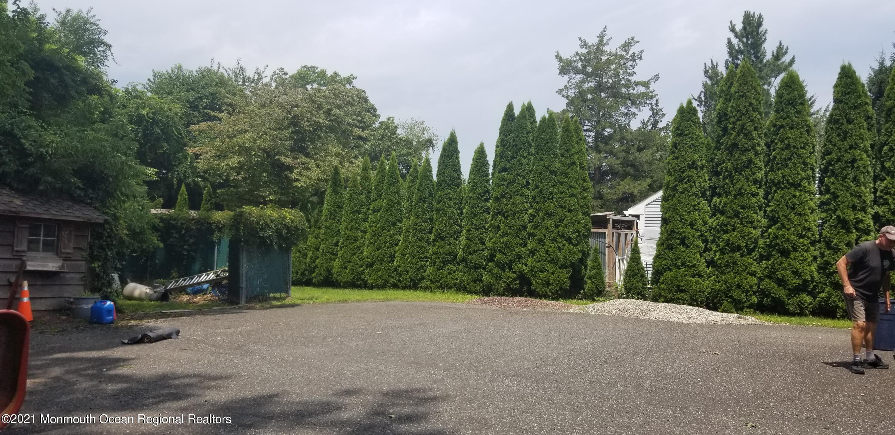 2045 New Bedford Road Spring Lake, NJ 07762 - Photo 6 of 34 20210801_121626