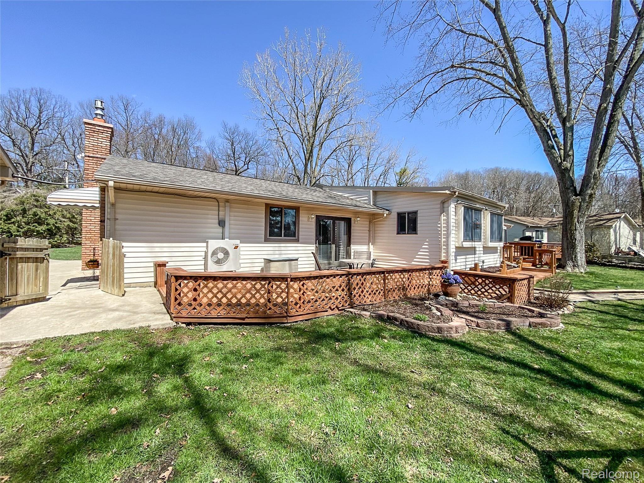 10805 Wynns Road Pinckney, MI 48169 - Photo 45 of 51 IMG_5358.jpg
