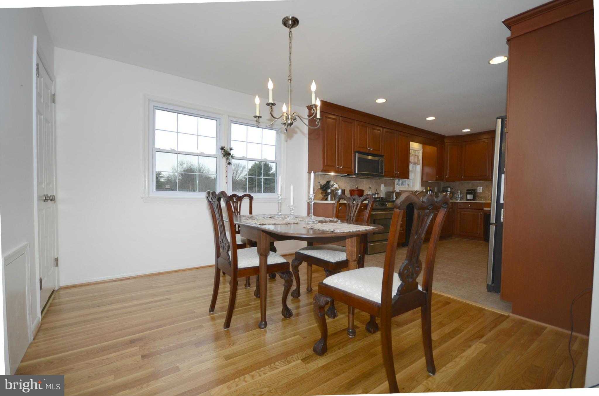19120 Bloomfield Road Olney, MD 20832 - Photo 6 of 28 Dining Room