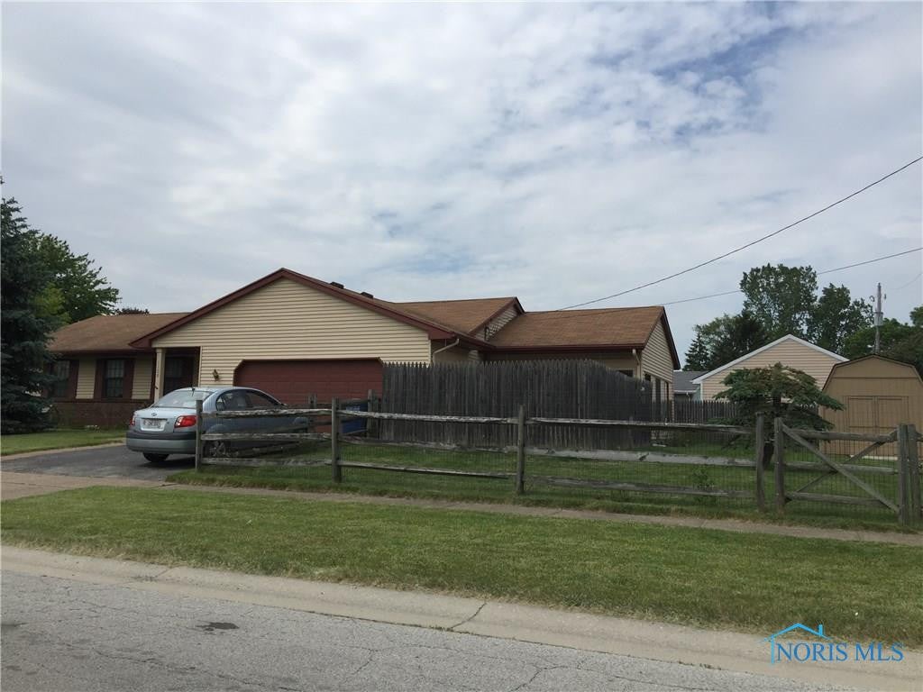 1108 West State Line Road Toledo, OH 43612 - Photo 3 of 11 Gallery Image 3