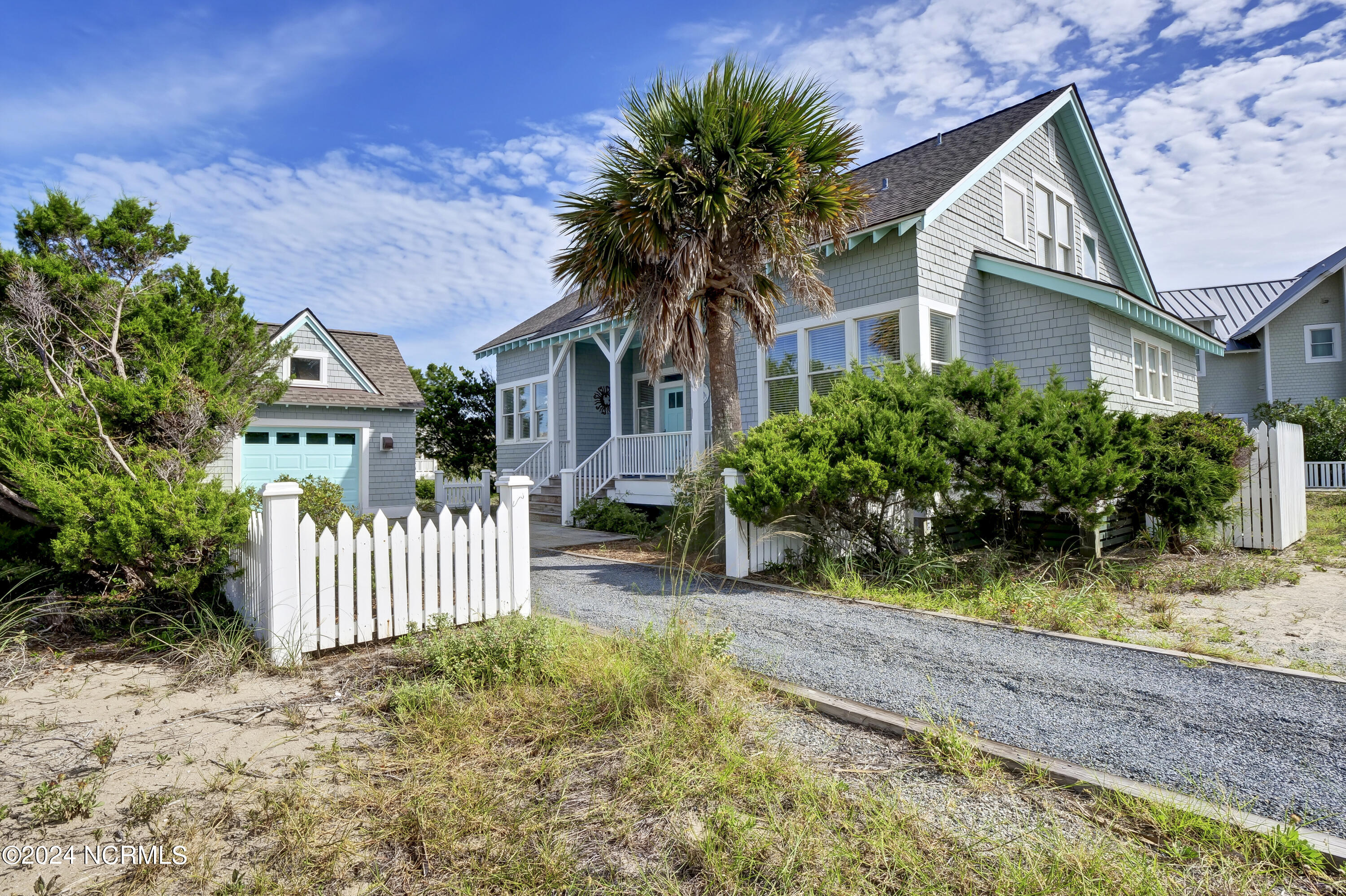 20 Peppervine Trail Bald Head Island, NC 28461 - Photo 4 of 70 005_p1644524_769